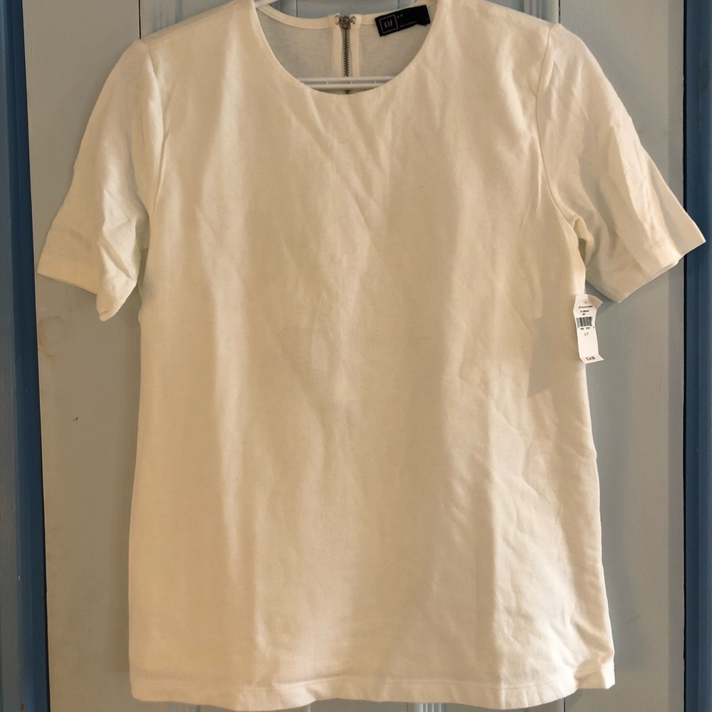 White T-shirt
